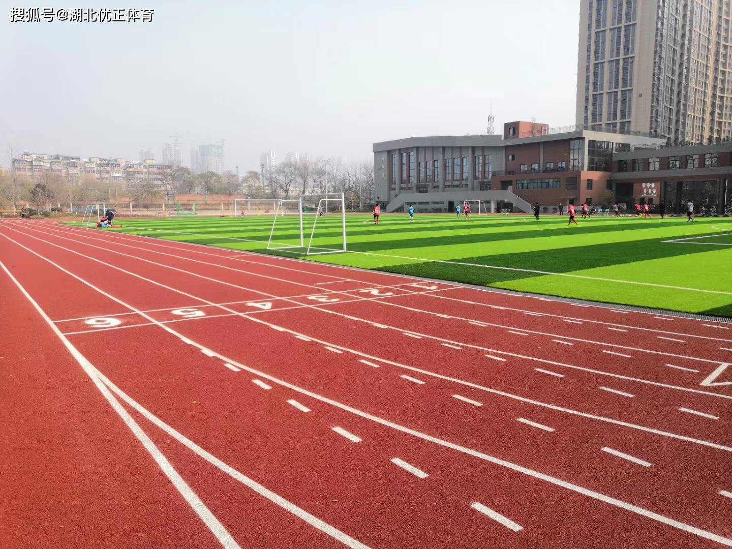 
PU球场质料施工流程‘华体会体育hth官方网站’(图1)