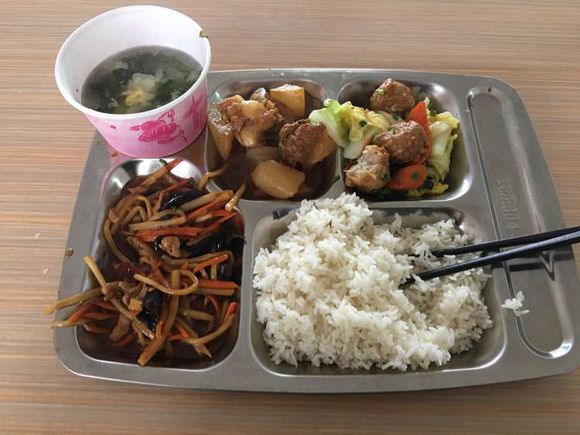 华体会体育hth官方网站:徐峥吴秀波甘做配角,半个娱乐圈力挺的《猎毒人》什么来头(图4) hth官网入口