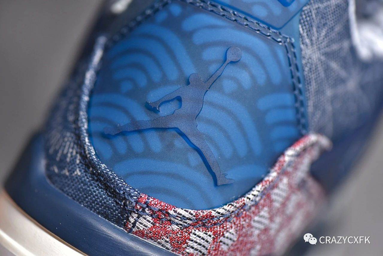 
乔丹 Air Jordan 4 Retro Sashiko Deep Ocean 蓝白牛仔刺子绣篮球鞋|华体会体育hth官方网站(图4)