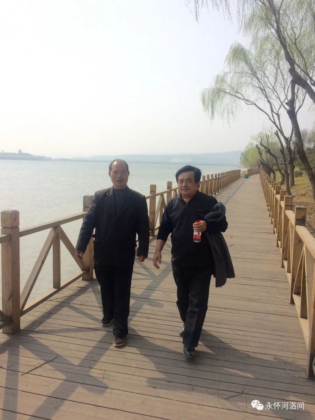 大粗腿竹竿男?选对裤子是女生的男神【hth官网入口】(图1) 华体会体育hth官方网站