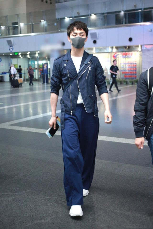 “五个一”活动暖人心扉,励志引导树奋斗目标‘华体会体育hth官方网站’(图4) hth官网入口